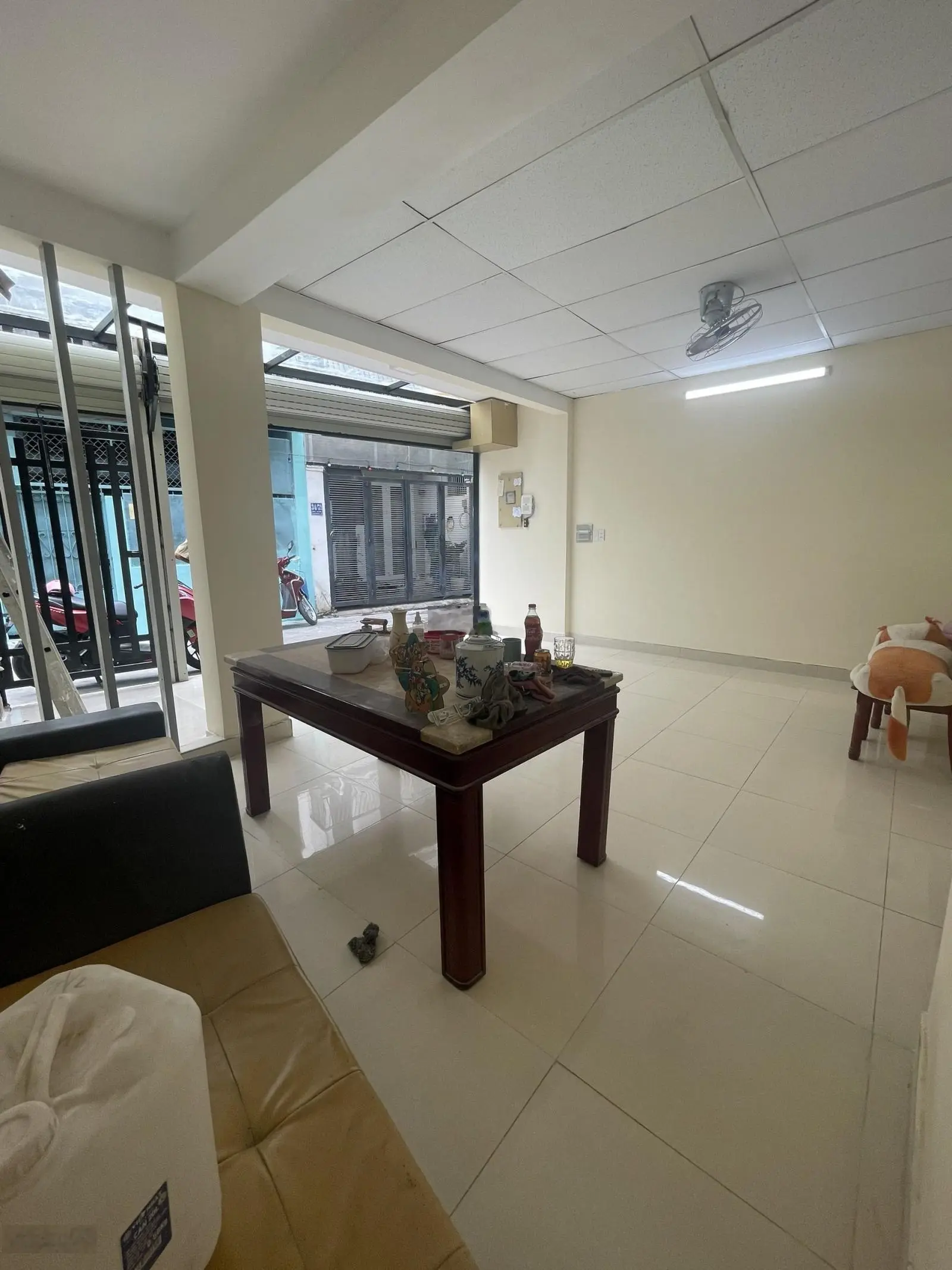 Chủ gửi bán nhà 1 trệt 1 lầu hẻm xe hơi 1/ đường Đình Phong Phú, P. TNP B, Q. 9