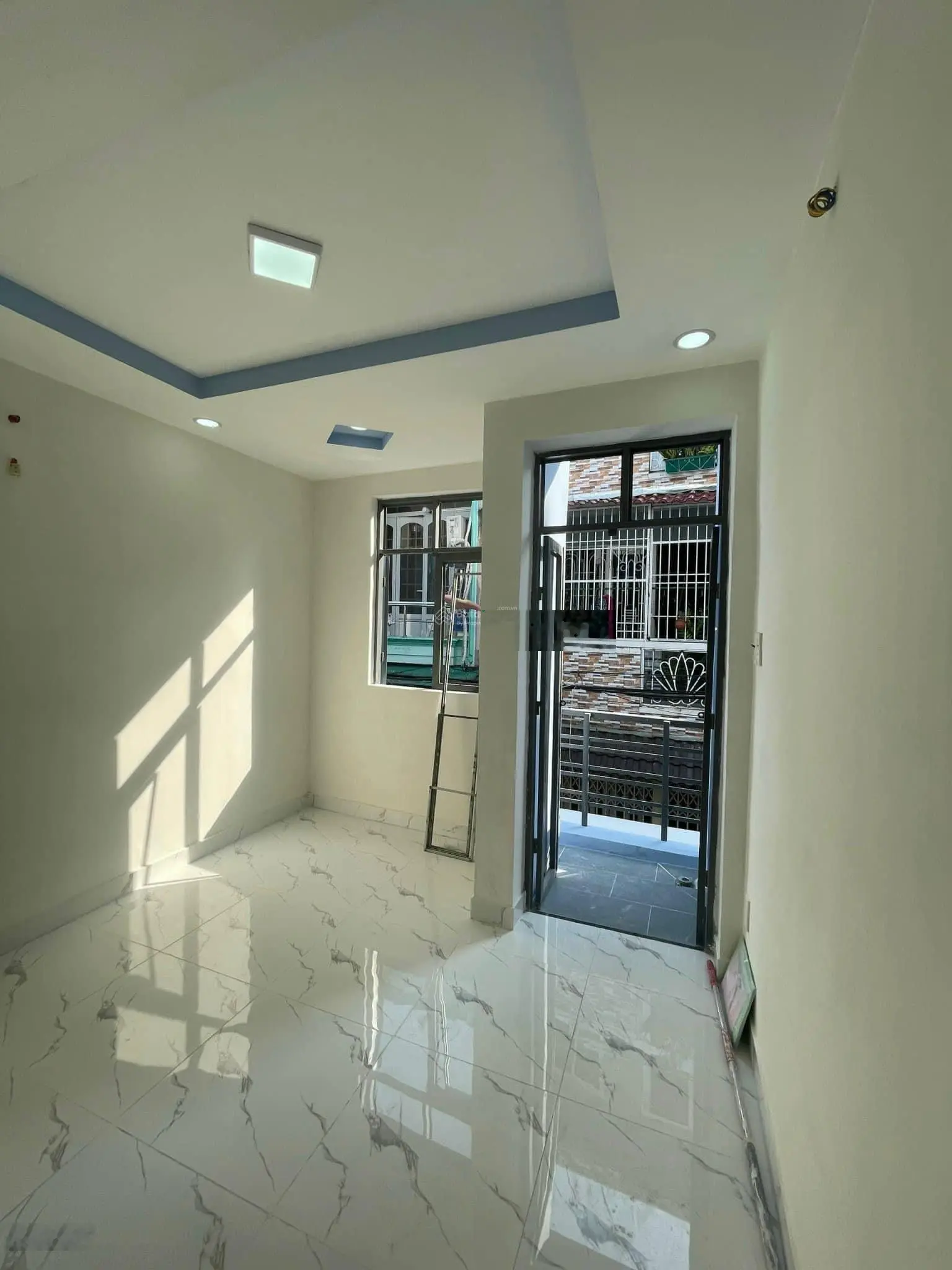 Kẹt tiền bán nhà riêng Dương Quảng Hàm, Gò Vấp 36m2 SHR 1tỷ950 LH 0798 545 ***