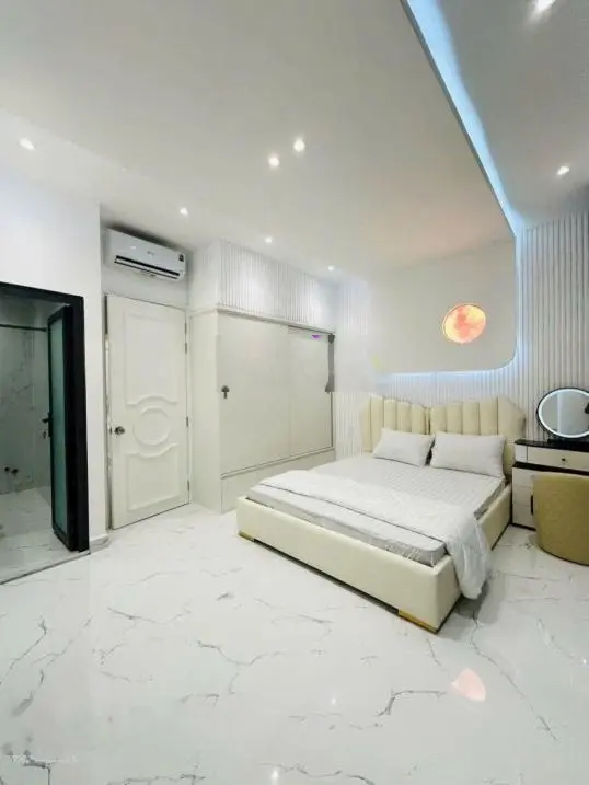Gấp gấp! Bán nhà 42m2 giá 2tỷ290 đường Tám Danh P. 4 Quận 8 sổ riêng chính chủ LH 0347510767 Thương