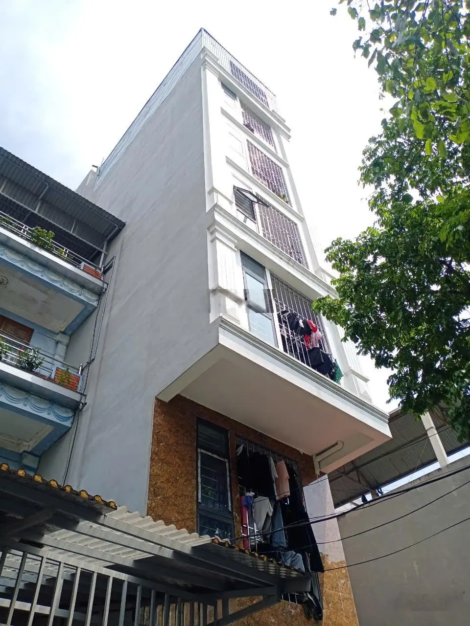 BÁN TÒA CCMN 81M Ô TÔ TRÁNH GẦN ĐH ĐÔNG Á, DÒNG TIỀN HƠN 700TR, GIÁ HƠN 17 TỶ