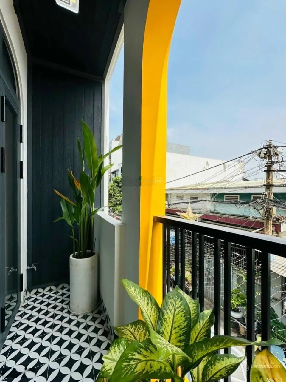 Bán lỗ bán gấp nhà hẻm xe hơi Tân Canh, Phường 1, Tân Bình. Giá chỉ 3,89 tỷ. 60m2. 0906 806 *** Ngân