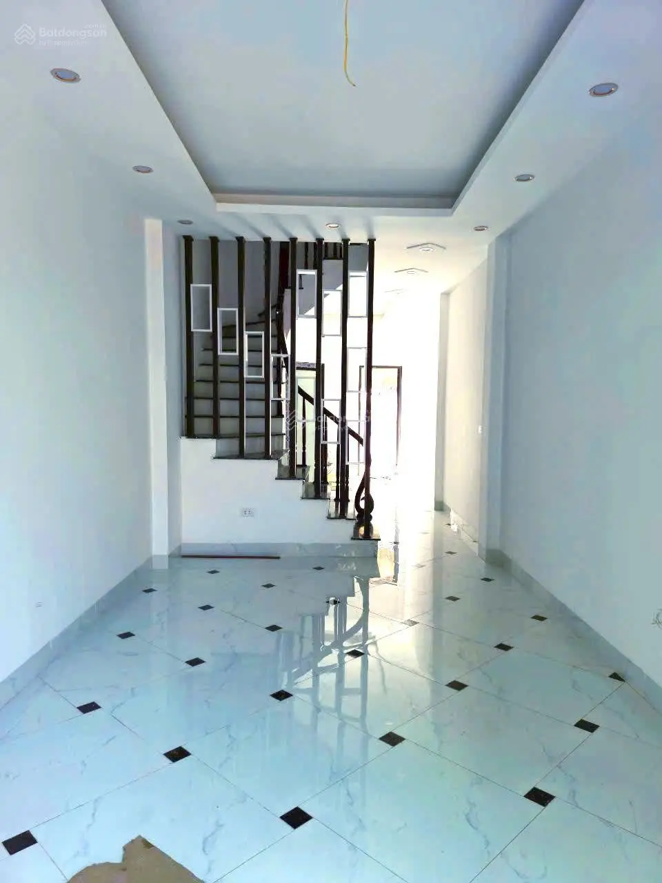 Diện tích lớn 65m2x3T, sân trước sau, oto đỗ cửa, Đại Tảo - Đại Thành.