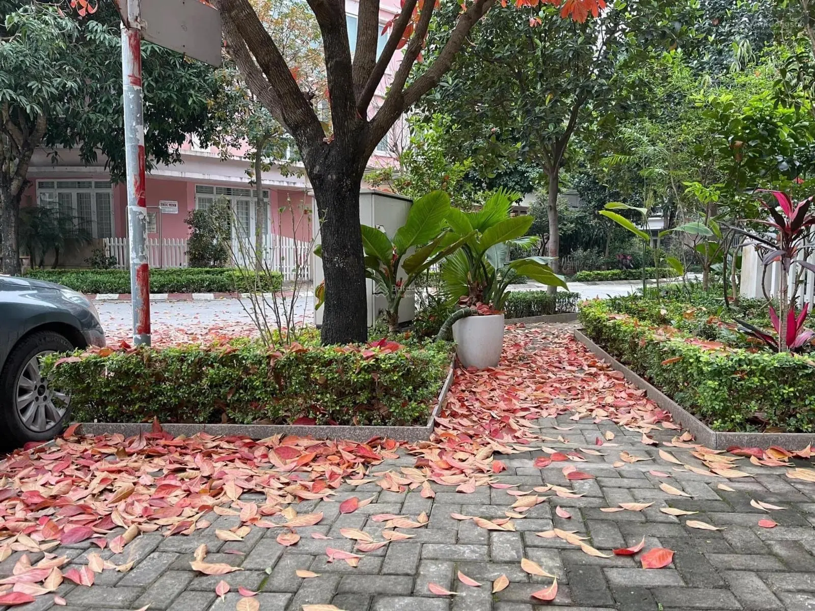 Siêu phẩm biệt thự liền kề căn góc Hướng Đông Nam đẹp nhất tại dự án Viglacera Xuân Phương - Nam TL