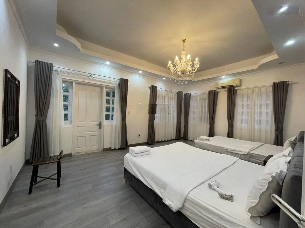 Giảm 5 tỷ chỉ còn 35 tỷ Biệt thự Hầm 3 tầng ngay Đỗ Pháp Thuận và Cao Đức Lân phường An Phú, Q2
