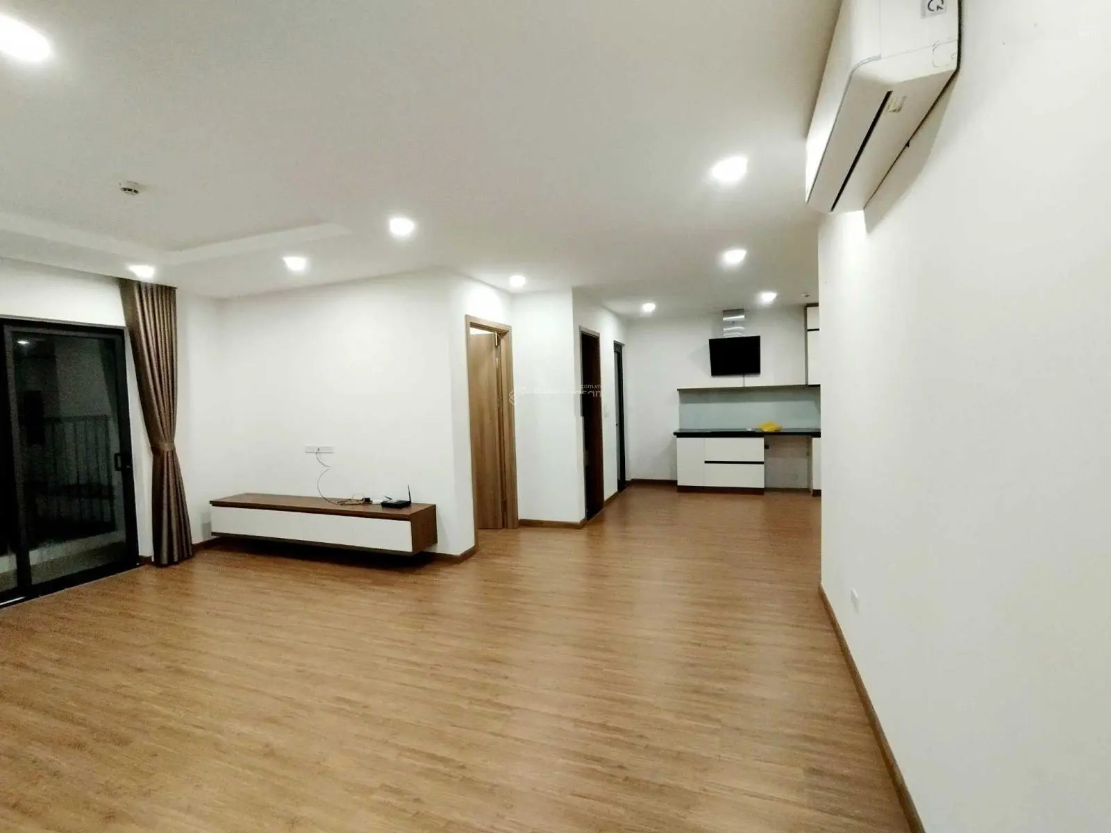 Bán căn góc 100m2 tòa G5 Le Grand Jardin, tầng trung hướng mát giá 4.9 tỷ