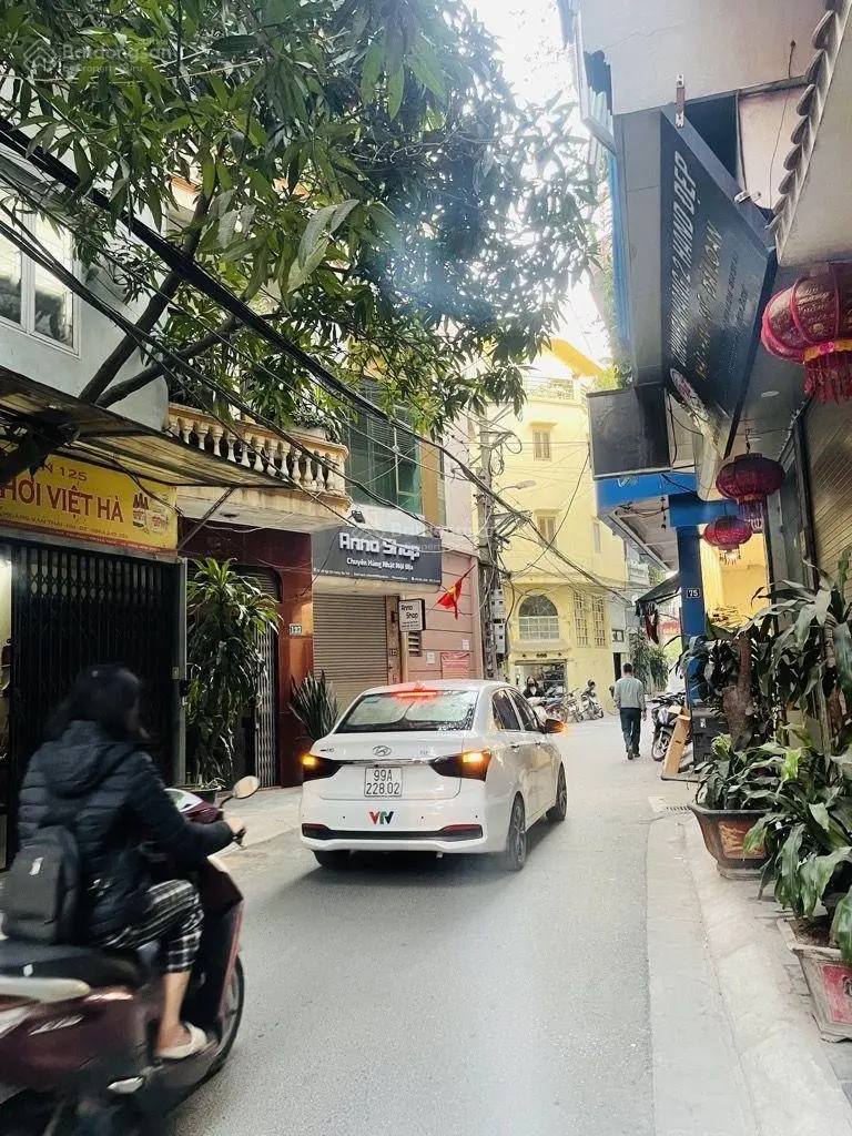 Mặt ngõ - kinh doanh - ô tô đỗ cửa - 5 tầng - có ô chờ lắp thang máy - nội thất đầy đủ - ở sướng