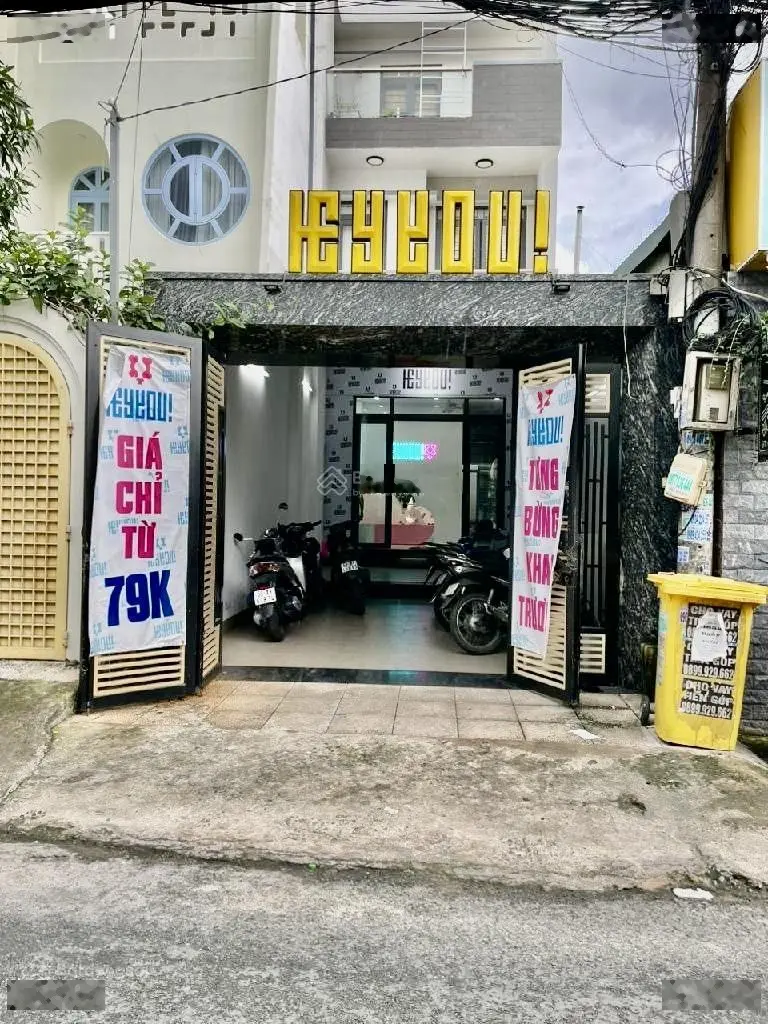 Chủ nhiệt bánnhà mặt tiển kinh doanh rộng lớn - đường 8m - xe hơi ngủ trong nhà! đường số 2 - ph