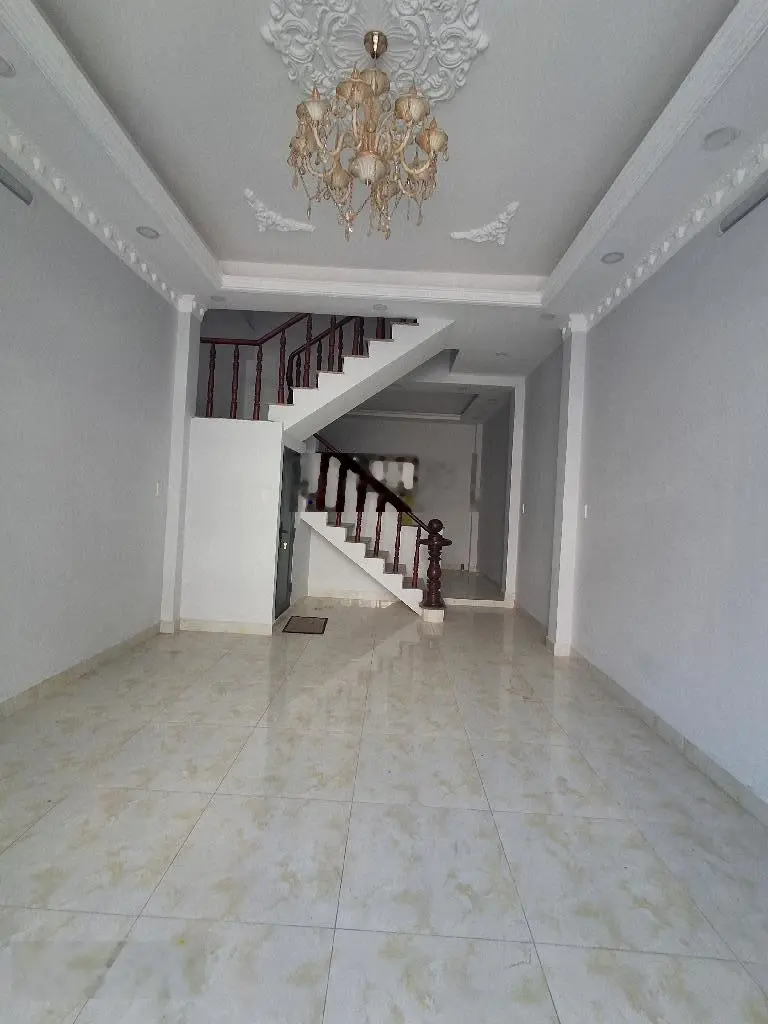 Nhà phố hiện đại 3 tầng full nội thất- ô tô 7 chỗ ngủ trong nhà - 60m2 - ngang 4m - giá tốt 5.7t tl