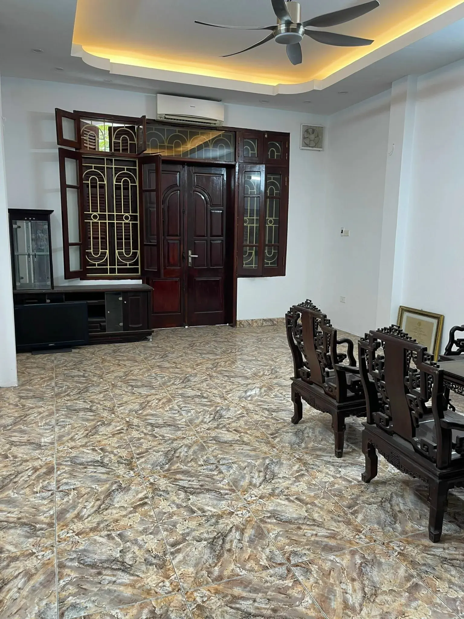 Mặt phố kinh doanh - vị trí vàng - hàng hiếm - bay nhanh - Trần Nguyên Đán - 76m2 x 4T - hơn 29 tỷ