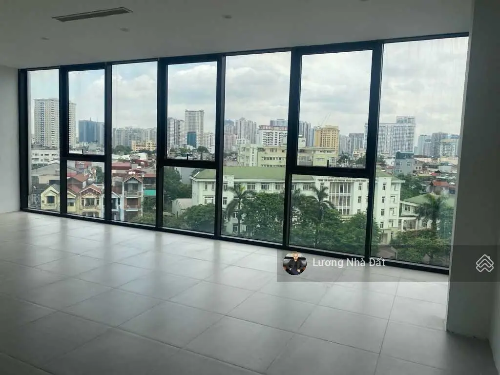 Bán tòa nhà 8 Tầng Thang Máy Lê Đức Thọ, gần hồ Trí Đức dt 125m2 giá chỉ 32.5 tỷ.