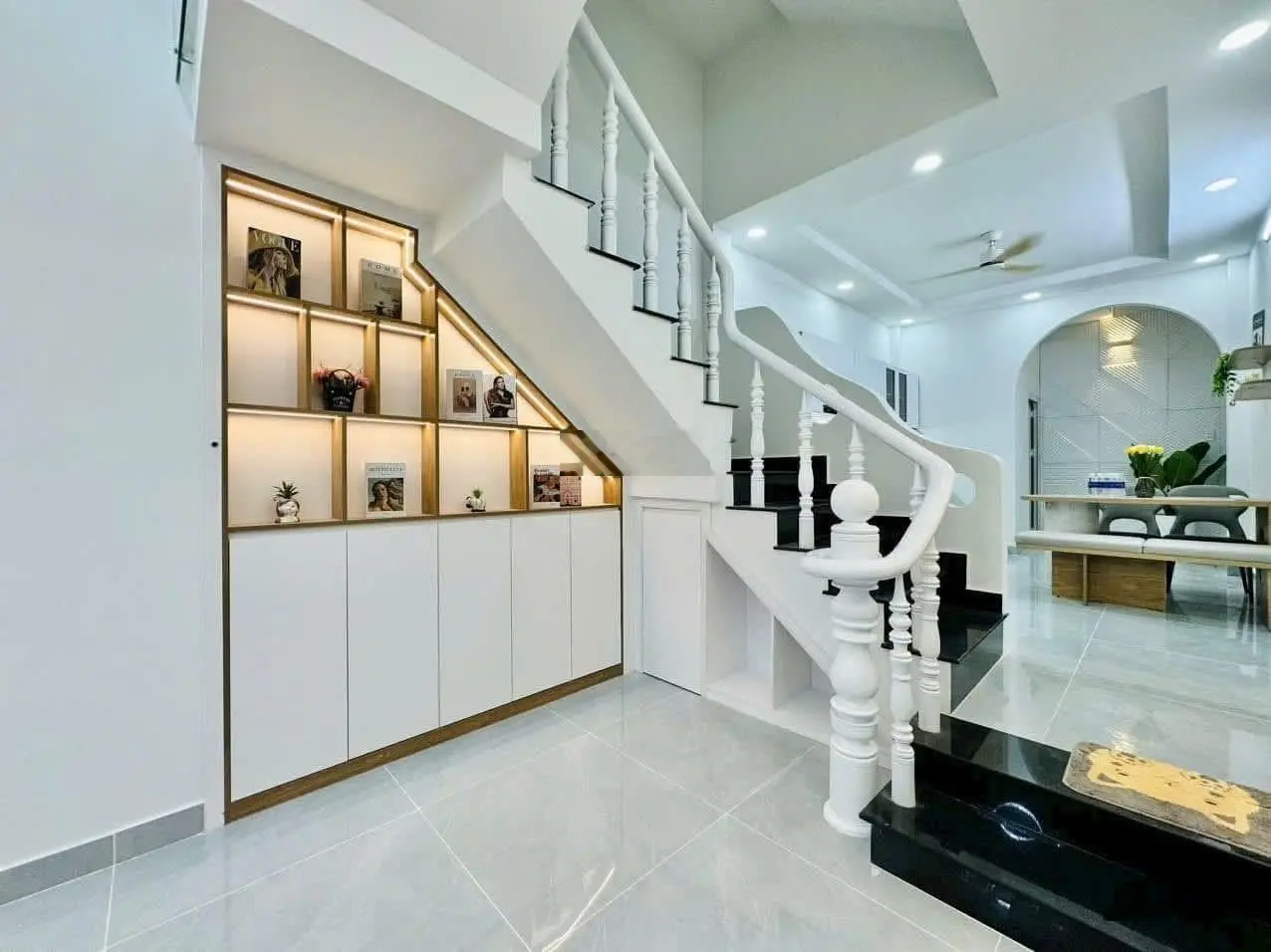 Bán gấp nhà Đ. 6m Đ. Phan Xích Long, P7, Phú Nhuận, 82,6m2 đang cho thuê 29triệu/tháng