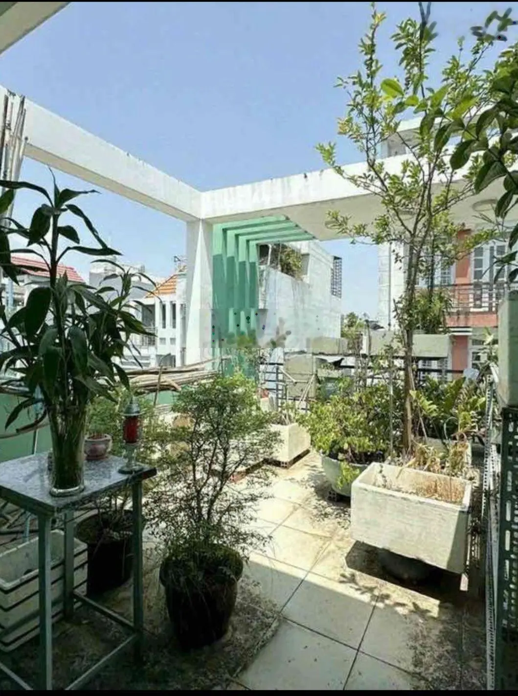 Nhà mặt tiền 4 tầng 4m x 17m khu vực kinh doanh sầm uất, đường Nguyễn Thị Tần Q8