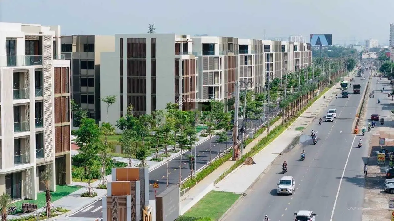 Hàng cực hiếm! Lô góc 2 MT Đỗ Xuân Hợp, vị trí vàng kinh doanh, đối diện Global City. LH 0949 396 ***