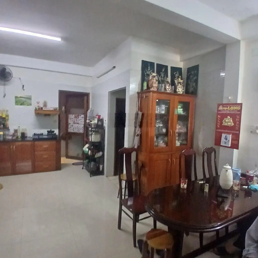 Chủ cần tiền gấp căn nhà trung tâm quận hải châu kiên cố đẹp như mới
