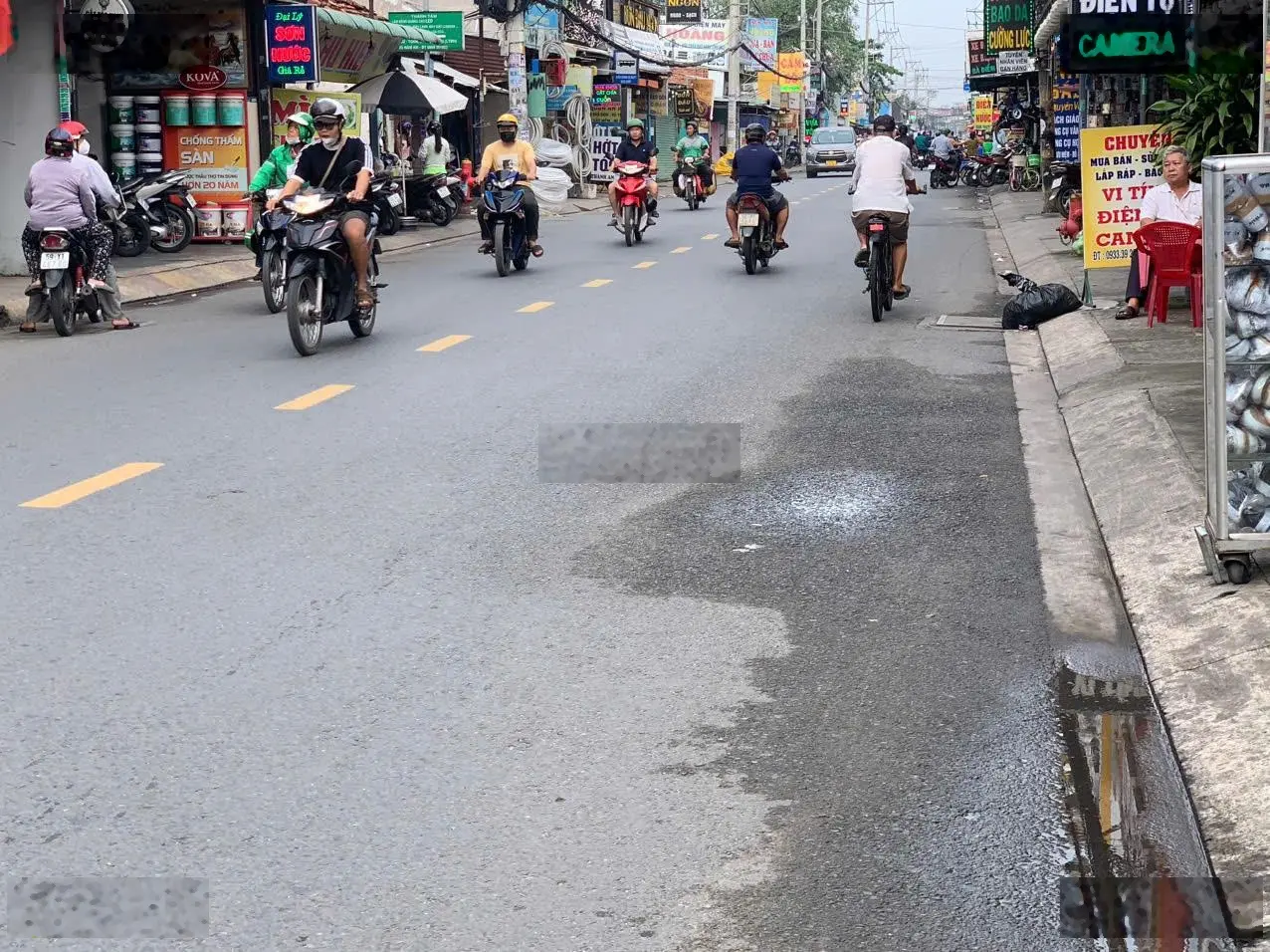 Bán nhà mặt tiền kinh doanh đường Phan Văn Hớn, tại chợ Bà Điểm, Hóc Môn. Giá 16,5 tỷ.