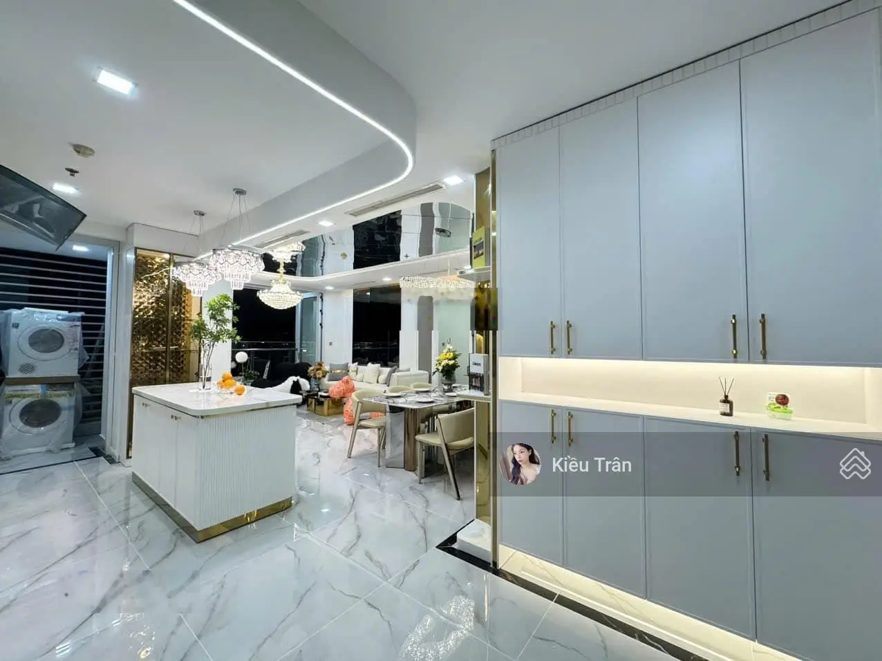 Căn hộ cao cấp 4 phòng ngủ view và tầng siêu hiếm tại Vinhomes Central Park, xem pháo hoa tại nhà
