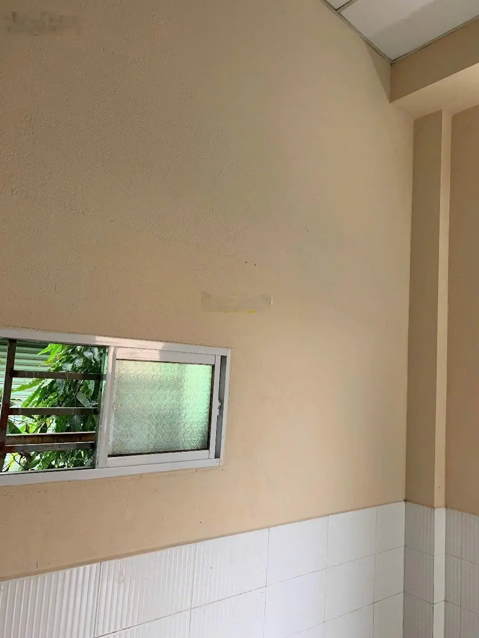 3.8 tỷ/ Bán dãy trọ gồm nhà 1T1L và 10 phòng phía sau thu nhập 10Tr/ tháng. KDC Bình Đáng