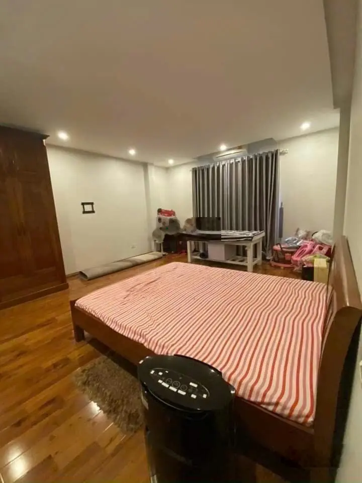 BÁN NHÀ NGUYỄN KHOÁI - HAI BÀ TRƯNG - 20M RA ÔTÔ - NGÕ TO - 40M*5TẦNG*MT4,8M*GIÁ 4 TỶ NHỈNH