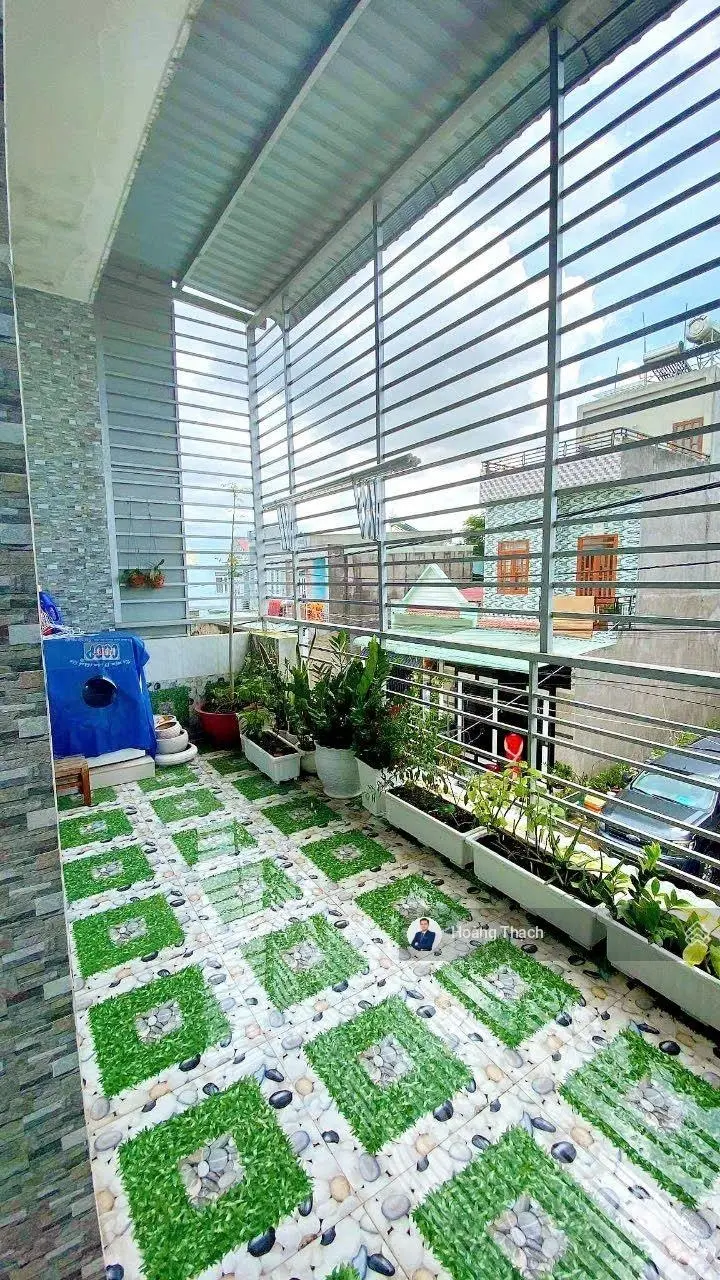 Bán nhà 1 trệt 1 lầu gần Làng Đại Học Thủ Đức đường ô tô né nhau