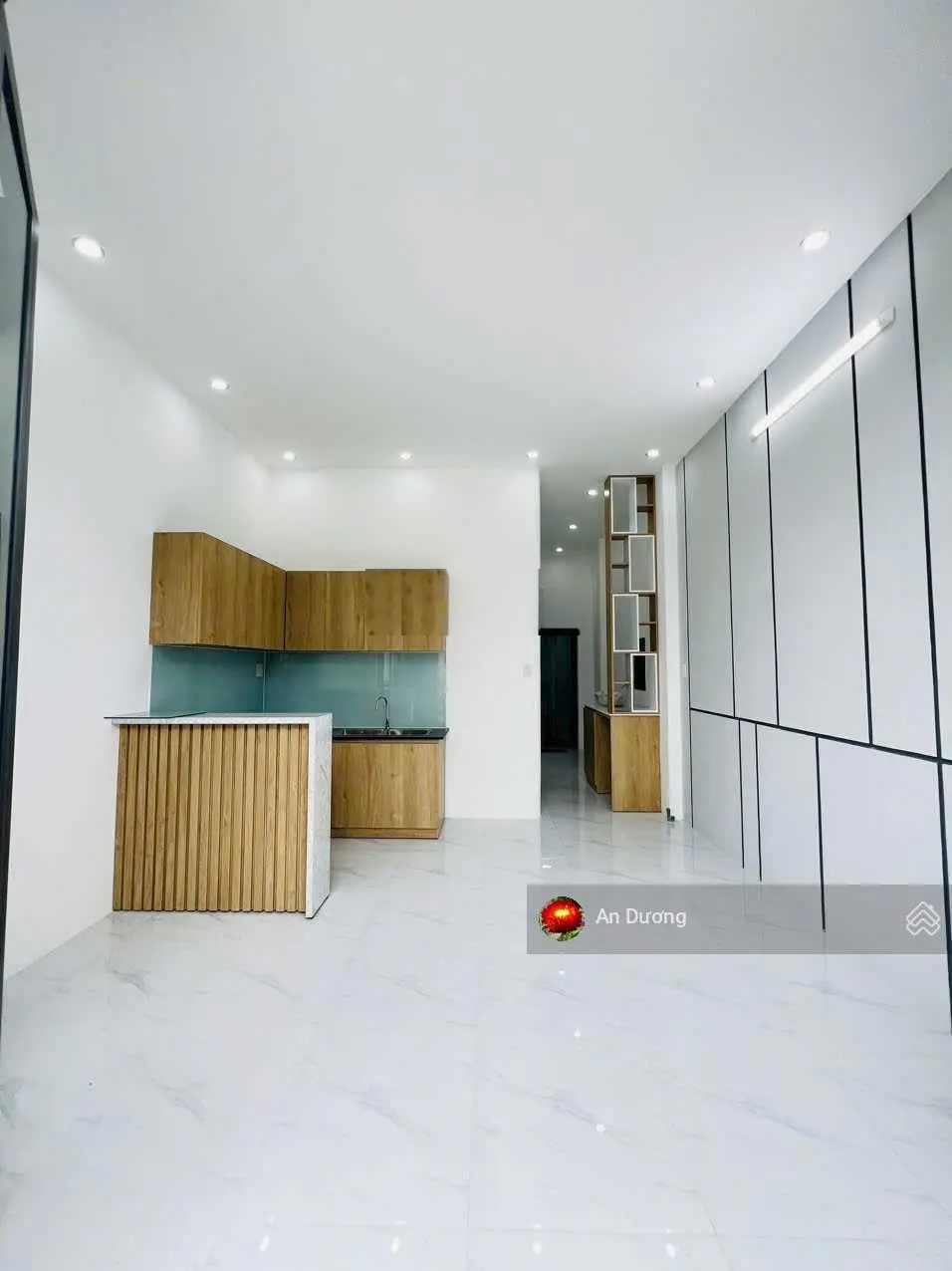 Bán gấp căn nhà cấp 4 thị trấn Đức Hòa (KV 1) ngang 6m rộng rãi đất thổ cư sổ hồng riêng giá 1.2 tỷ