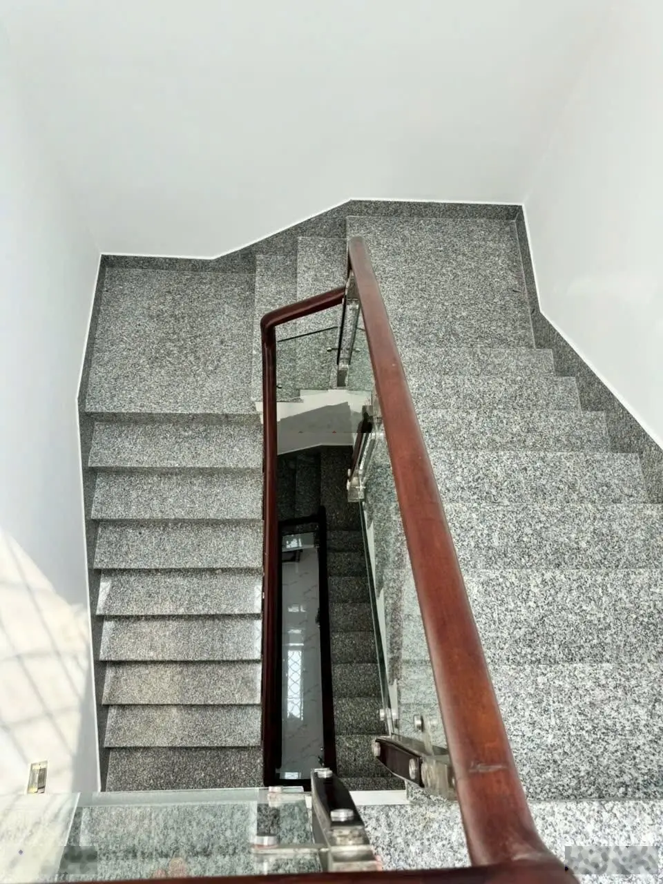 Bán nhà 3 lầu đường số 21 Phường Bình Trưng Tây Q2 TP Thủ Đức HXH giá bán 7.2 tỷ TL CC