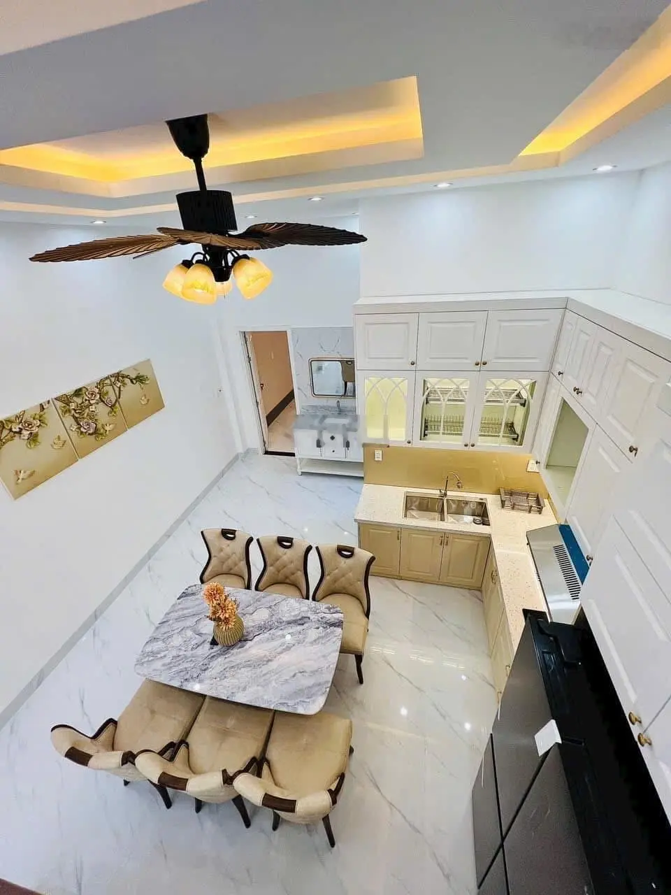 Nhà 3 tầng mặt tiền đường Hoà Minh 3 . Cách biển Nguyễn Tất Thành 50m