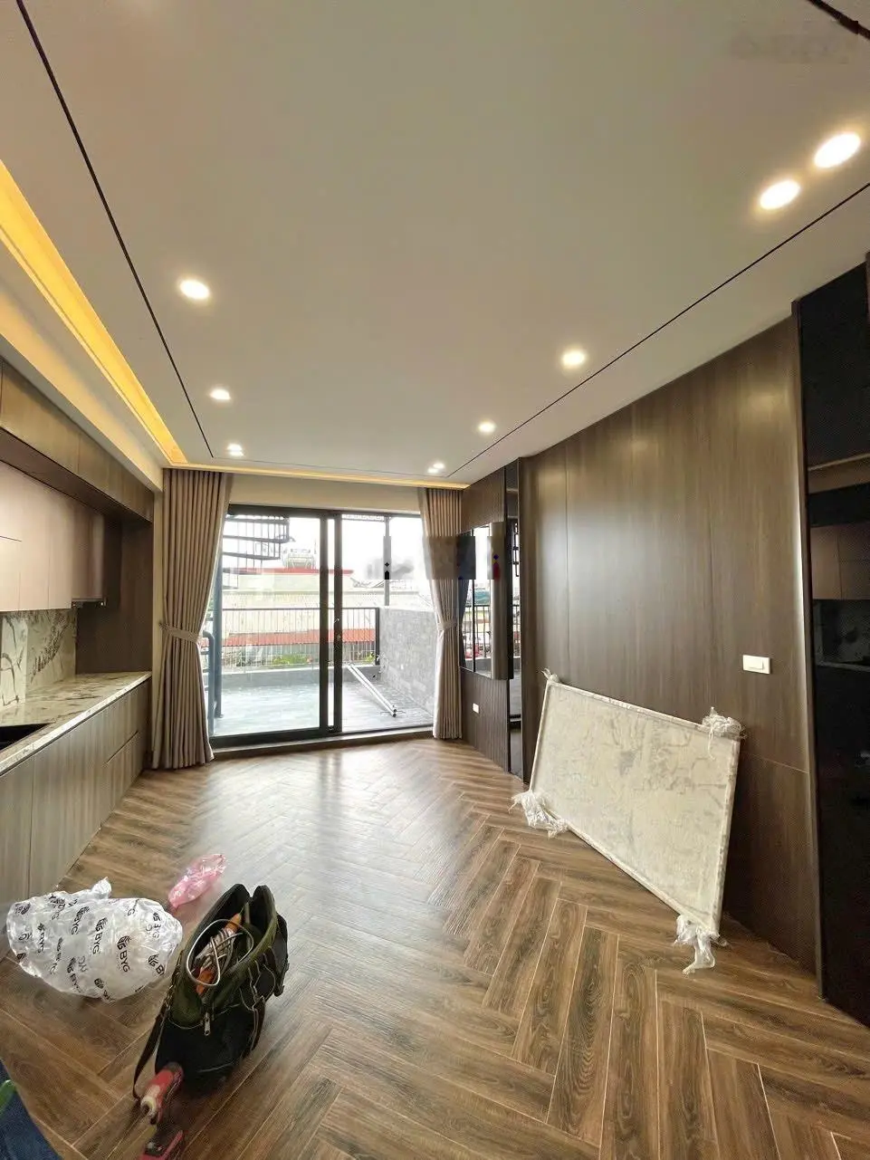 Bán nhà ngõ ô tô tránh phố Hoàng Minh Đạo, Bồ Đề, Long Biên
