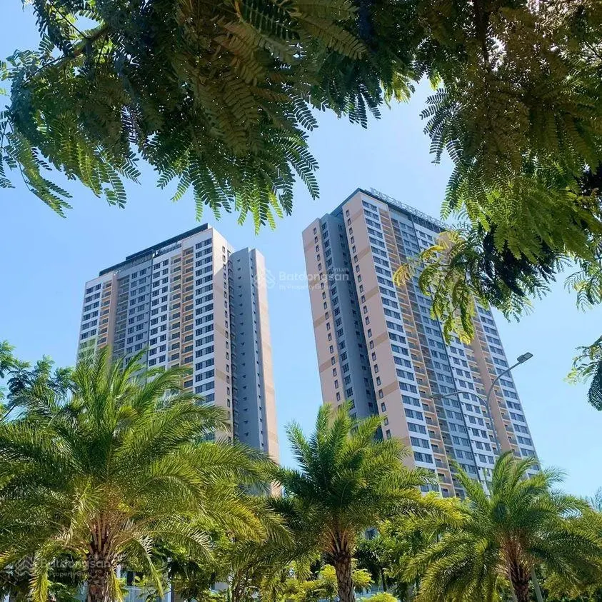 Bán căn hiếm 3PN diện tích 105m2 Palm Heights. Tầng cao, view đẹp. Giá bán 7.1 tỷ bao hết