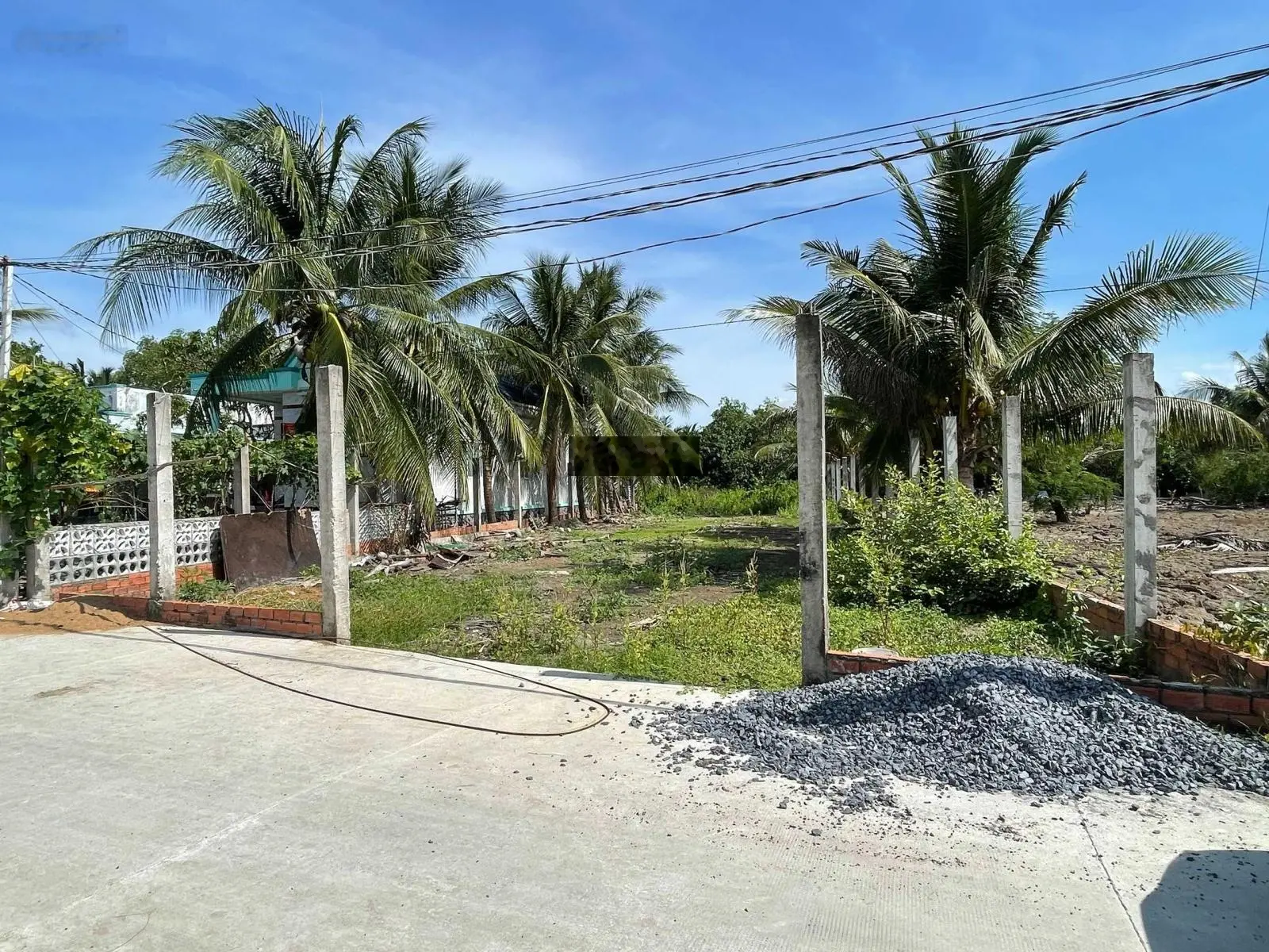 Đất xây biệt thự, nhà vườn, 550m2 thổ (11m x 52), giá rẻ chỉ hơn 4 triệu/ m2