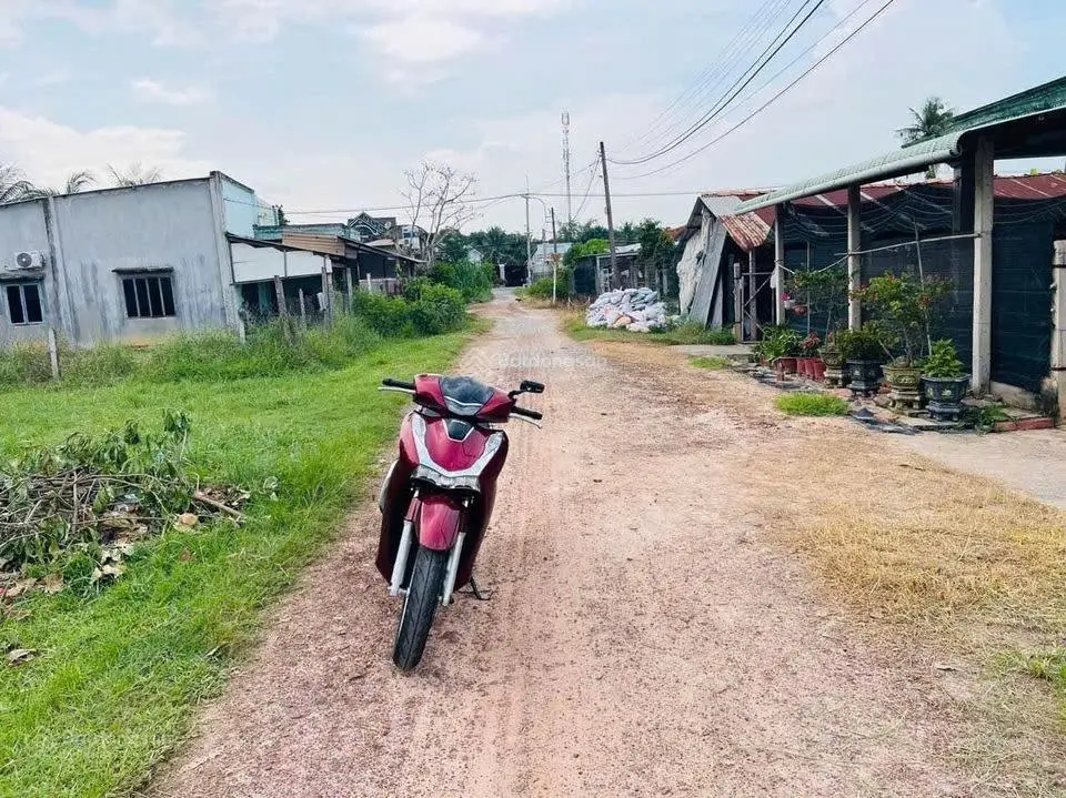 Cần bán gấp lô đất thị xã trảng bàng kp.gia huỳnh ngnag 10 dài 20 thích hợp xây nhà vườn giá đầu tư