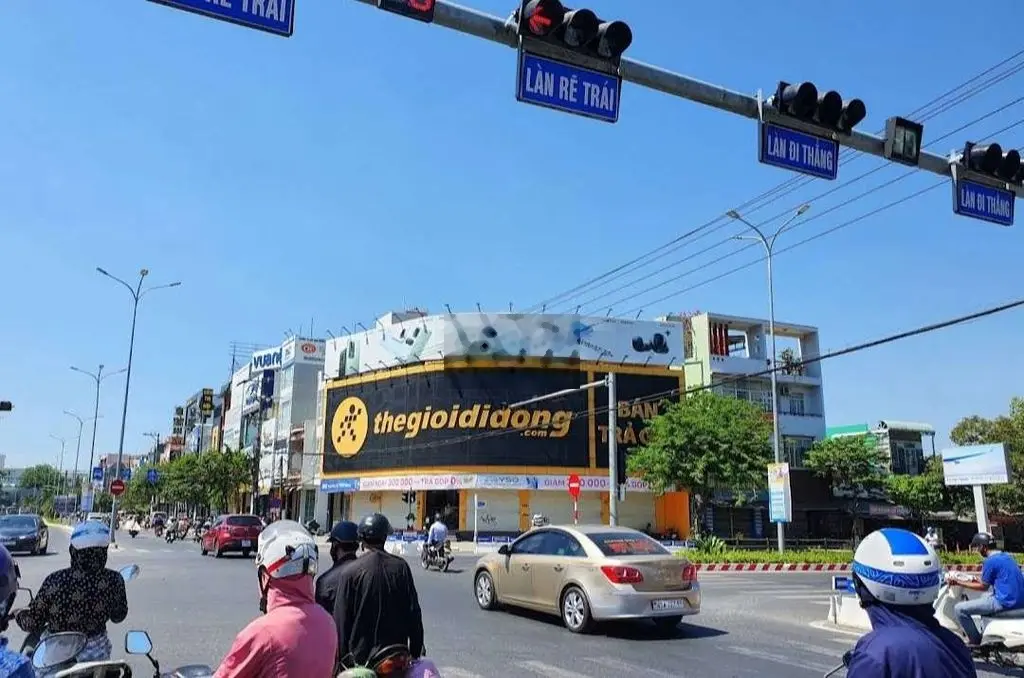 Bán nhà mặt tiền Nguyễn Tri Phương.sát ngã 4 Nguyễn Văn Linh đoạn vip
