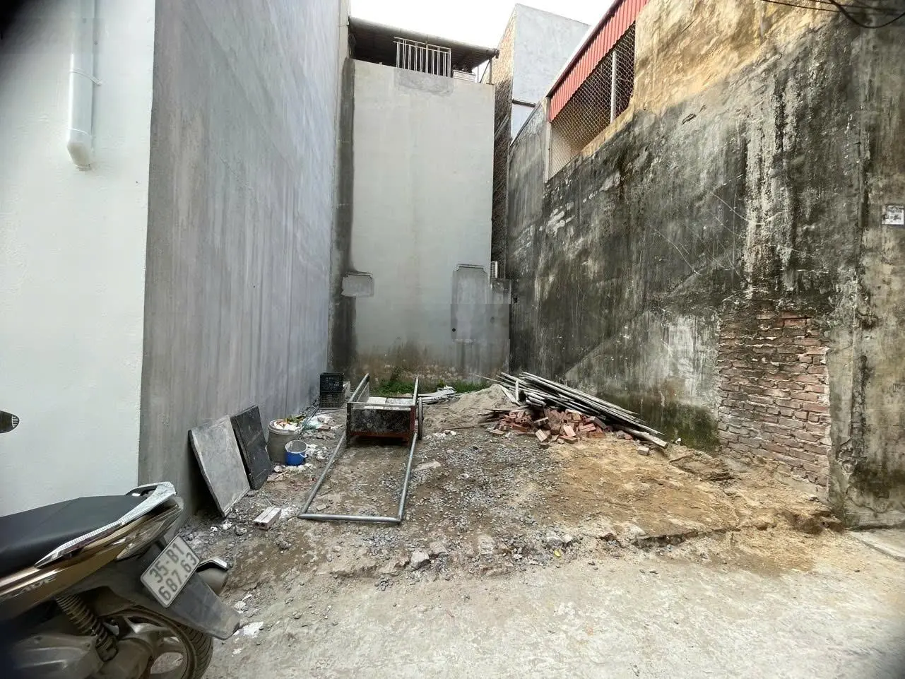 Bán mảnh đất Thụy Phương vuông đẹp 40m2, giá nhỉnh 3 tỷ, LH Mr Duy 0979 376 ***