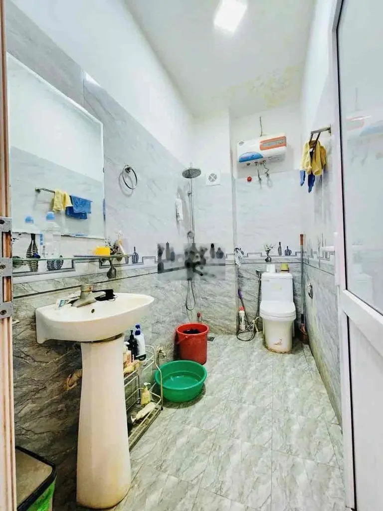 Bán nhà đẹp Khương Đình! Ngõ thông, 3 gác đỗ cạnh nhà, ra phố chỉ 40m.
