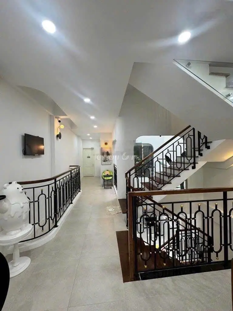 Cuối năm bán nhà Huỳnh Khương Ninh - Đa Kao - Q1, 64,8m2 cho thuê 25 triệu gần CV Lê Văn Tám