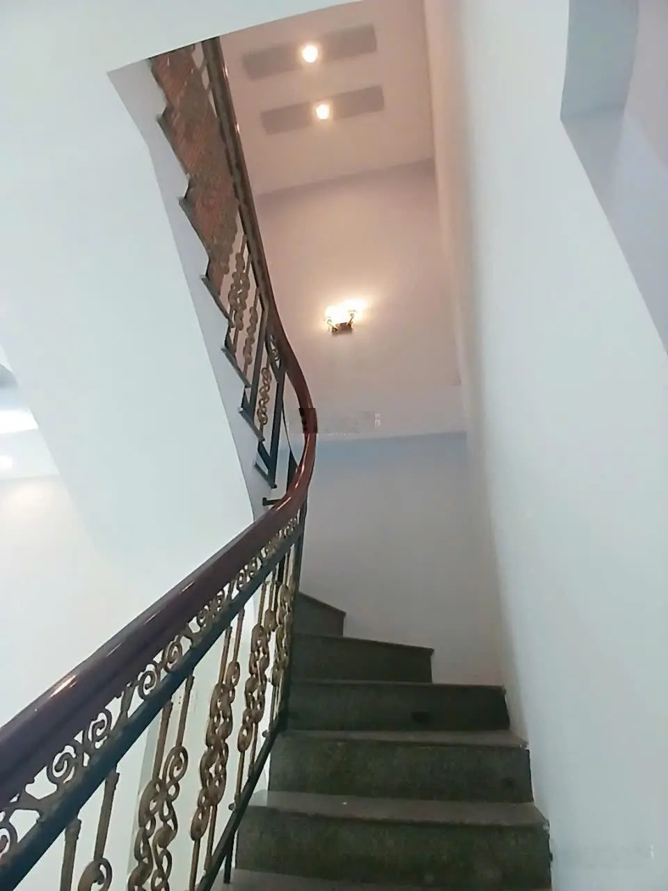 Bán nhà mặt tiền, TT Phước Long B, Quận 9, sát Dương Đình Hội, 97m2, 2 tầng, 3 PN giá chỉ 7,5tỷ