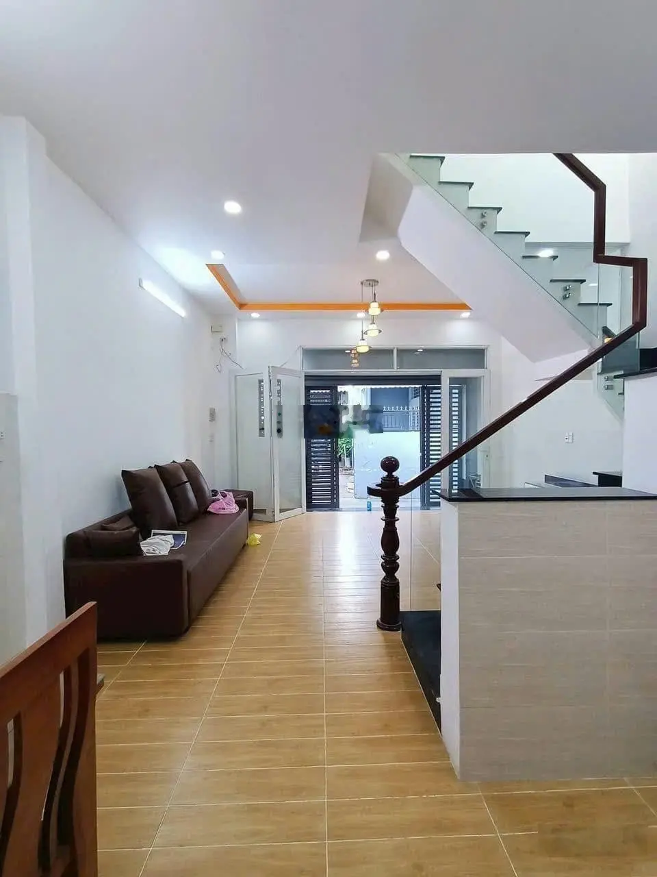 Kẹt tiền bán gấp nhà đường Nguyễn Bá Lân, Thảo Điền quận 2 giá 3tỷ200tr DT 56m2