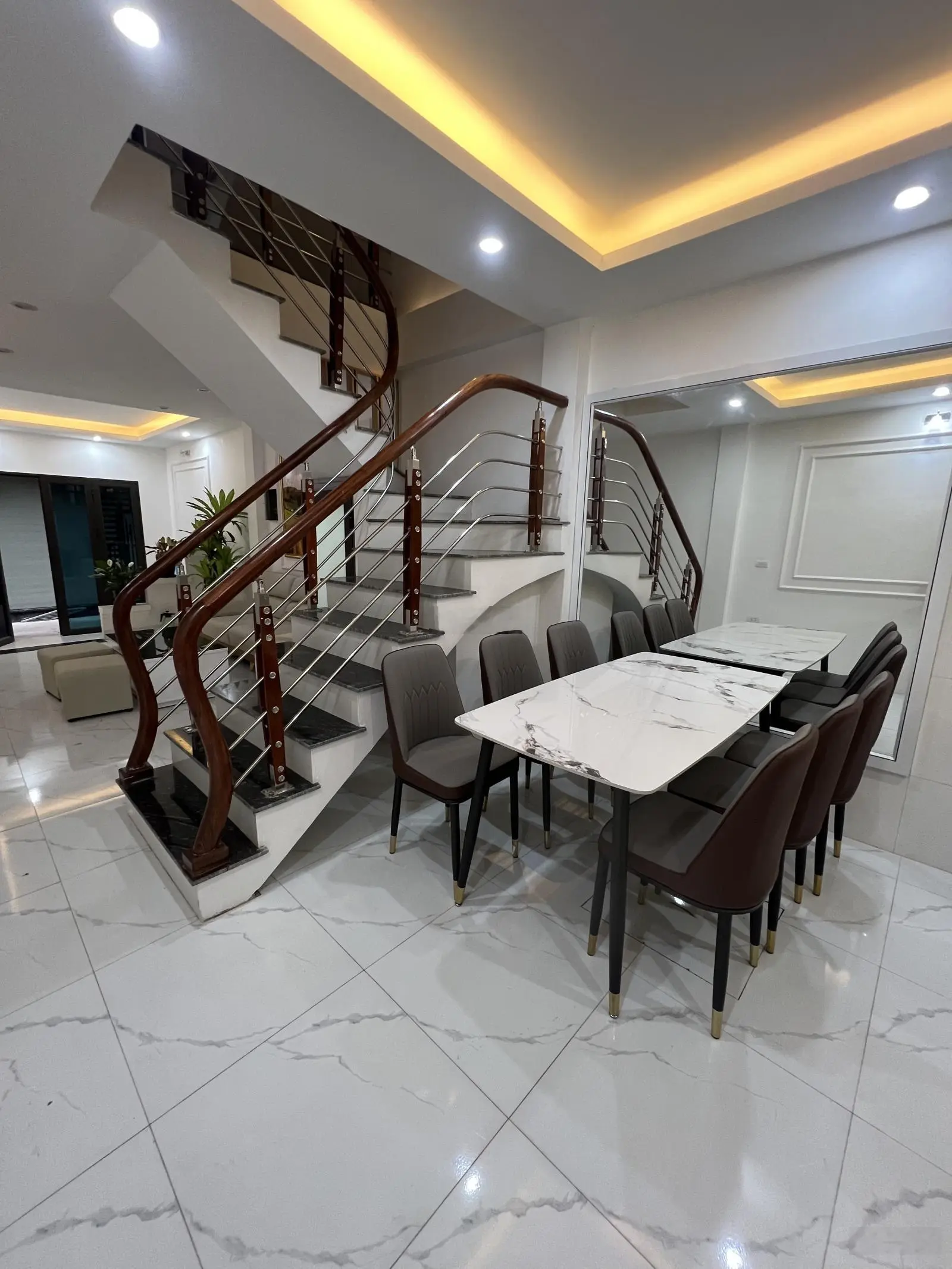 Bán nhà 4 tầng lô góc đẹp long lanh chỉ có ở xã An thượng Hoài Đức HN