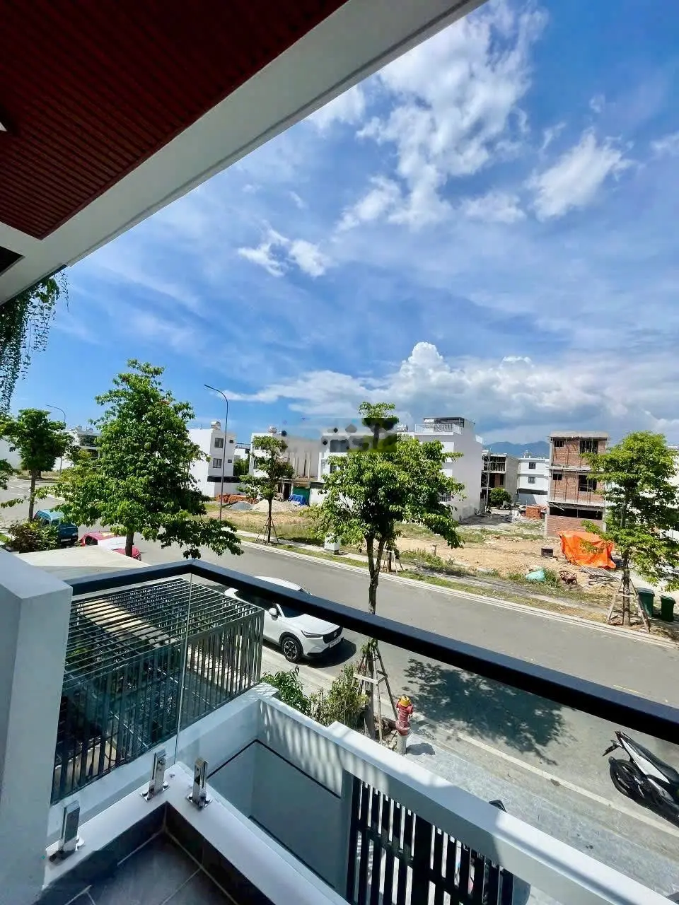 Bán nhà 3 tầng đẹp khu tđc vcn phước hải trung tâm nha trang. tiện ích đầy đủ