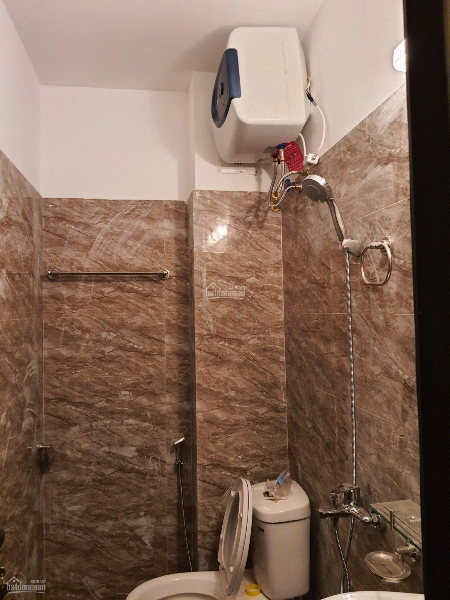 Chính chủ bán nhà ngay hồ và đối diện Làng Việt Kiều Châu Âu, Mỗ Lao ngay sau BigC Hà Đông giá 5tỷ8