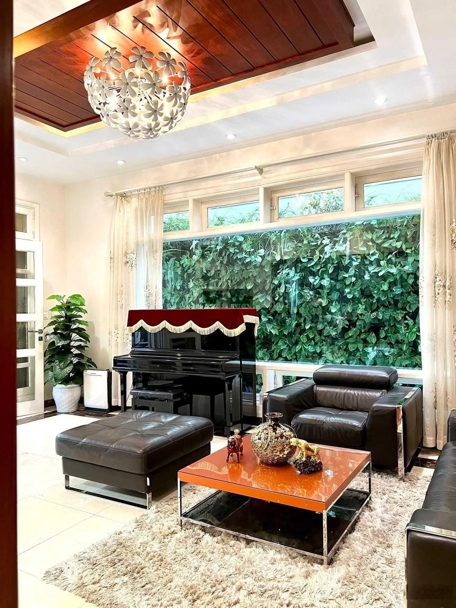 Bán biệt thự 4 tầng có bể bơi, thang máy, full nội thất ở lô T9 Ciputra, Tây Hồ, Hà Nội