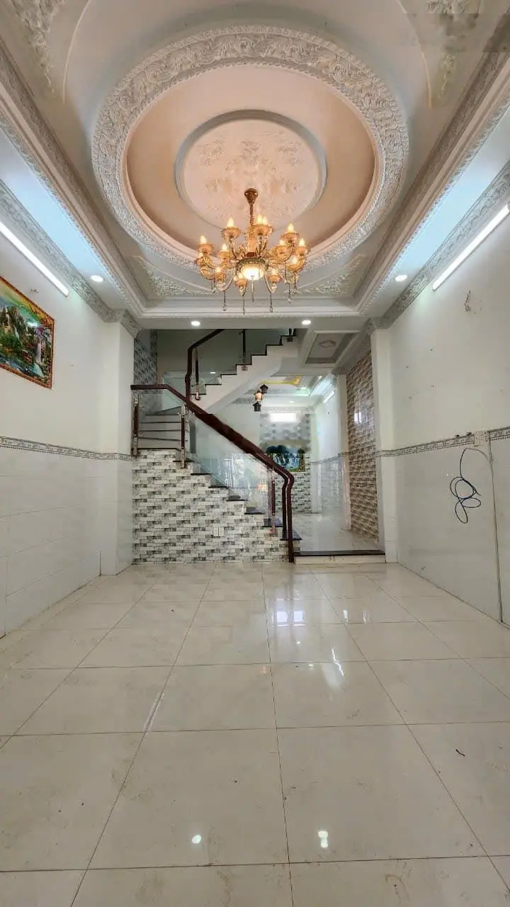 Bán nhà sổ hồng riêng mặt tiền hẻm đường Huỳnh Tấn Phát tiện kinh doanh buôn bán. Lh 0909 519 ***