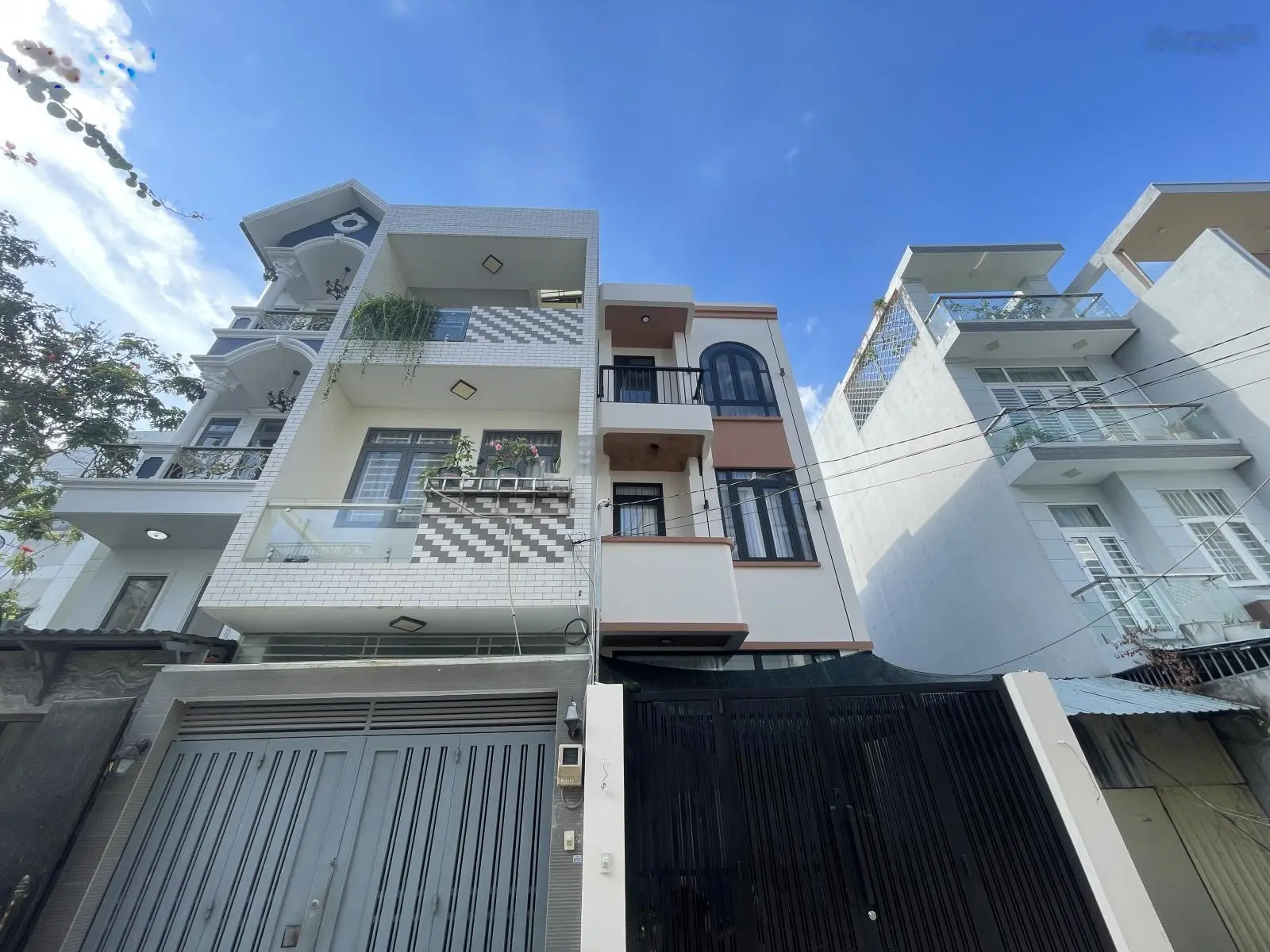 Nhà cực đẹp kiên cố ngay trục phạm văn đồng, full nội thất xịn, dân cư đồng bộ - dân trí, an ninh