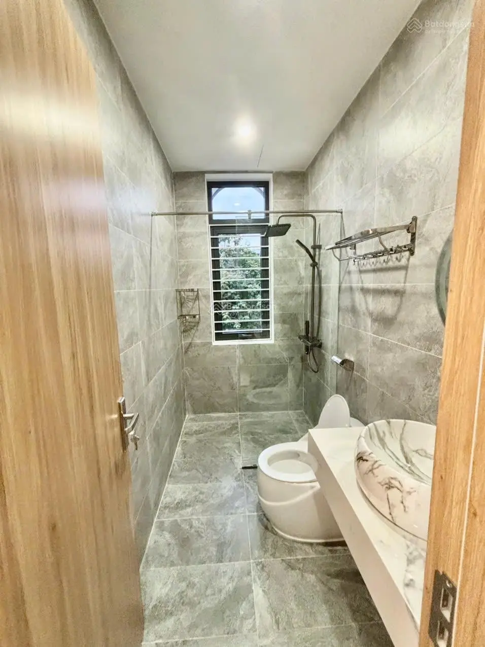 Nhà 2T mới kẹp cống MT đường 7m5 Hòa Phú 9 (Gò Nảy 6), 90m2, 6.x tỷ tl