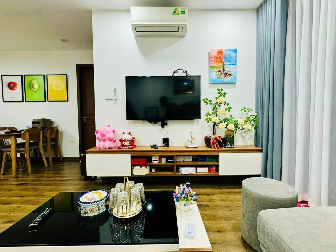 Chính chủ bán gấp căn 69,9m2 căn 2PN tòa Thăng Long Capital An Khánh, full đồ vào ở ngay