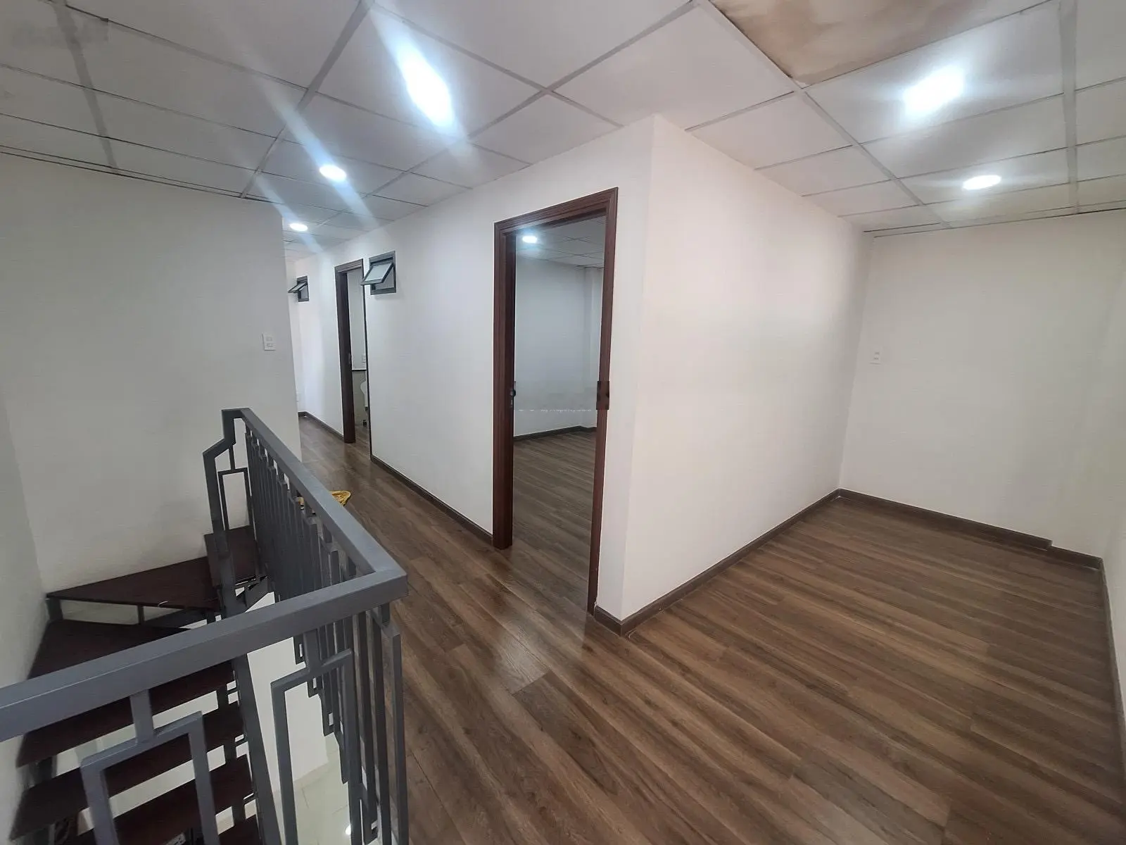 Quá rẻ TT Hiệp Phú, Q9 ngay Xa Lộ Hà Nội 135m2 ngang 6,5m nhà 2 tầng ô tô ngủ trong nhà chỉ 6.2tỷ