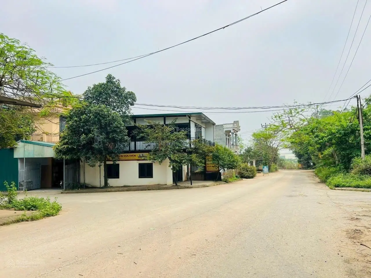 Bán 68,8m đất đấu giá tại khu tái định cư vai réo đường trục chính vào khu cnc2