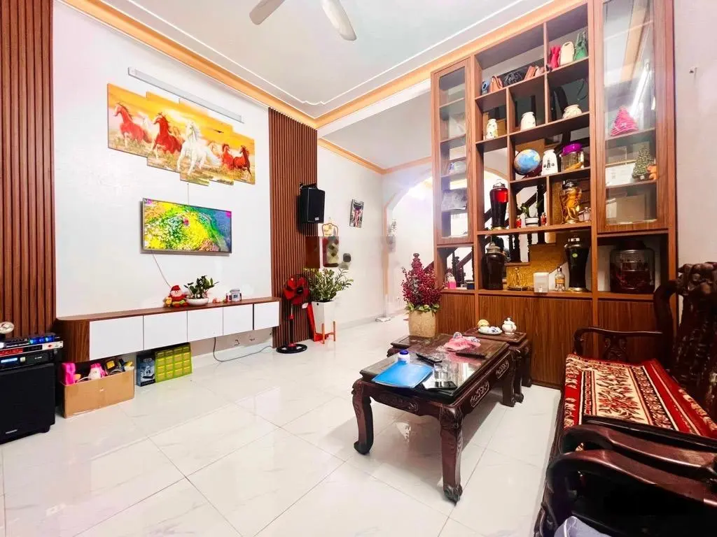 Bán nhà Tây Mỗ 50m2 - dân xây 50m2 - 4 tầng - nội thất đẹp - ngõ thông thoáng gần ô tô