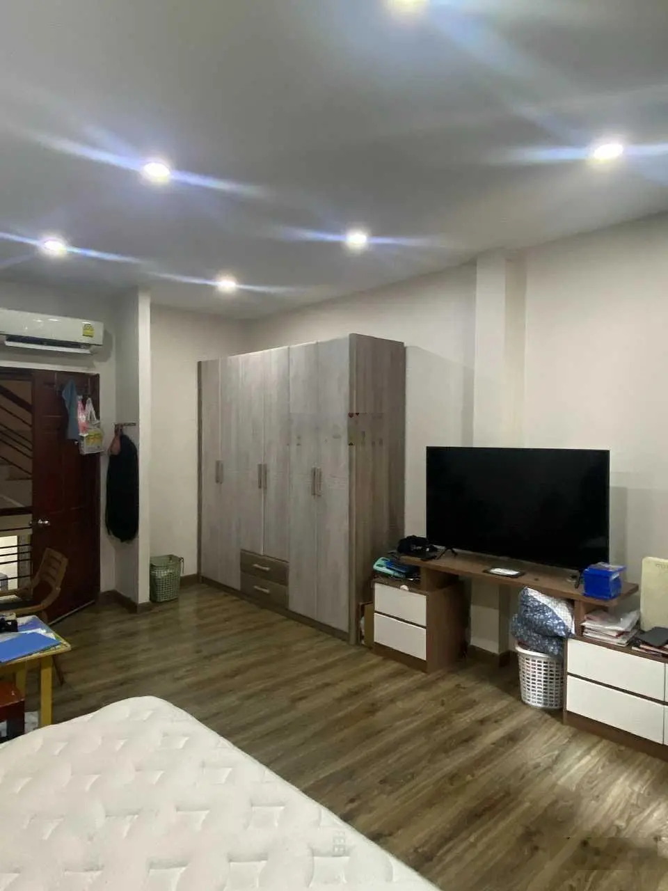 Cực phẩm! Ngang lớn 5,1x12 - HXH đường Huỳnh Văn Bánh, phường 14, Phú Nhuận - 4 tầng - Giá 16,7 tỷ