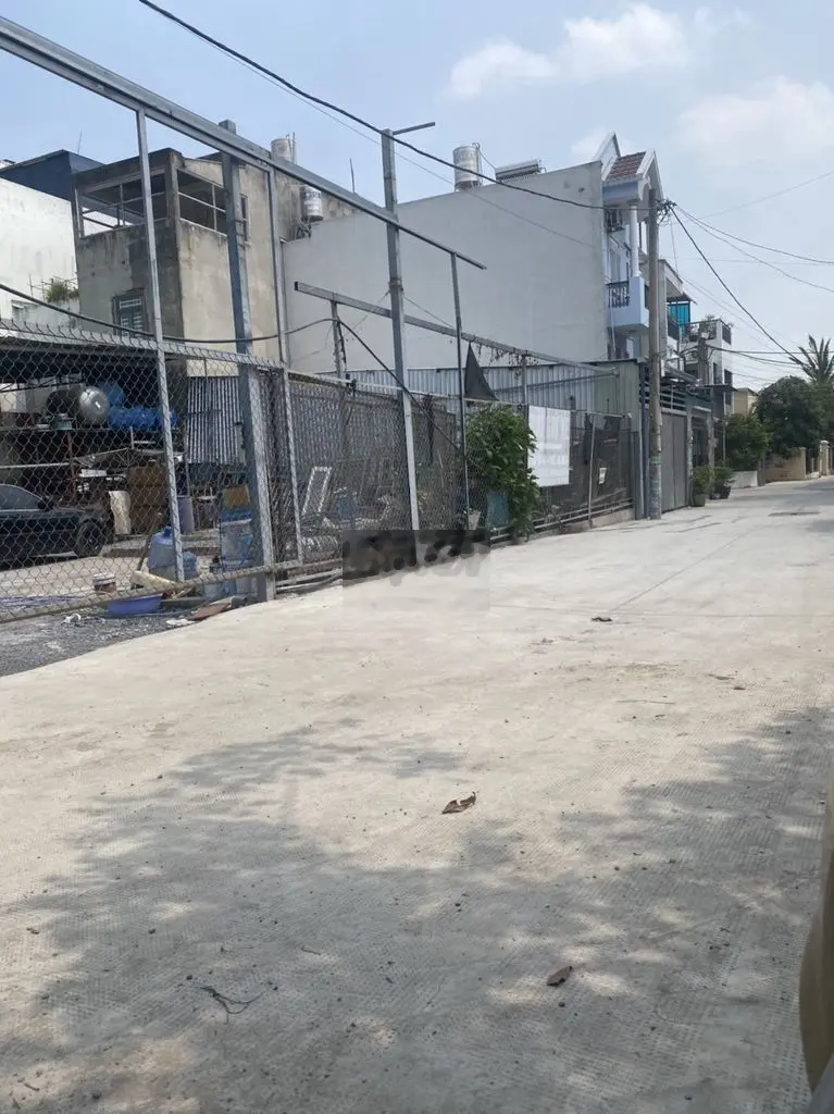 Cần bán gấp nhà HXH đường Nguyễn Cửu Phú, Tân Kiên, Bình Chánh.