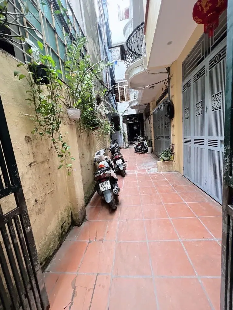 Bán nhà Kim Ngưu - Ngõ rộng gần ô tô - 56m2 - 5PN dòng tiền 20tr/tháng. Giá: 6,3 tỷ. LH: 0779 548 ***